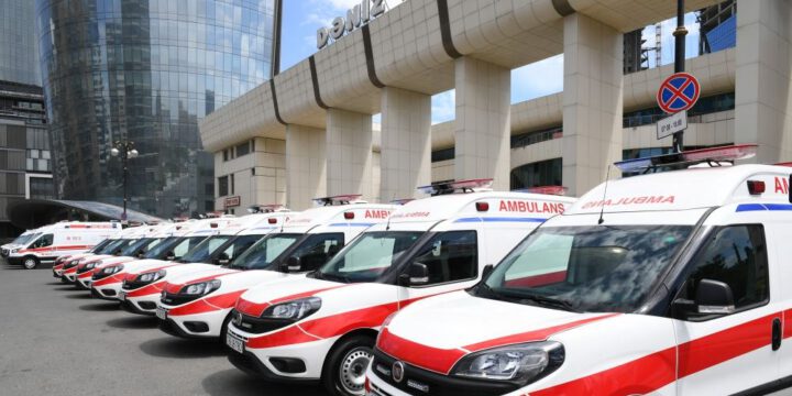 Naxçıvana Yeni Ambulanslar Verilib