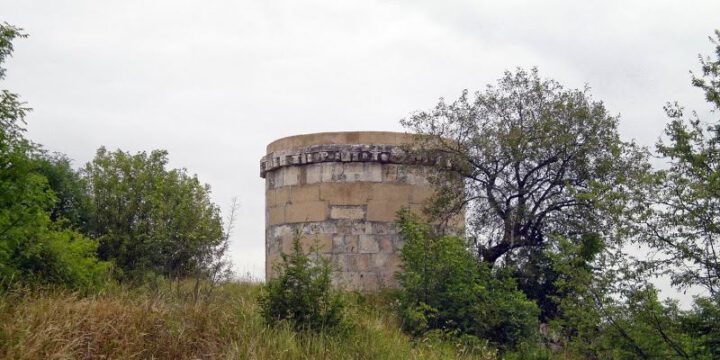 Ermənilər 300 abidənin olduğu kəndi tamamilə məhv edib