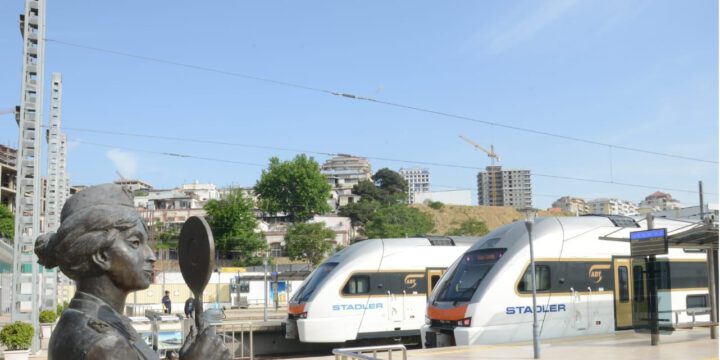 Bakı-Qəbələ qatarında əlavə reyslər açılıb