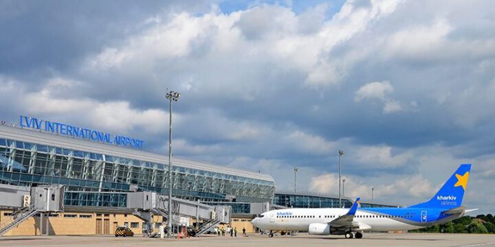 Lvov aeroportunda bomba həyəcanı: Sərnişinlər təxliyə edilib