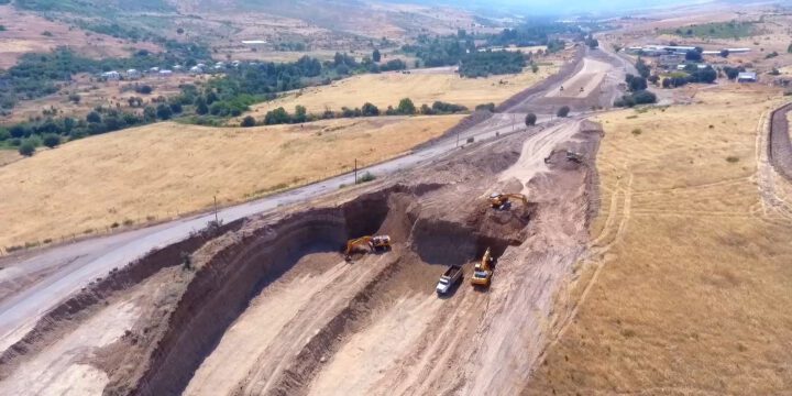 Şükürbəyli-Cəbrayıl-Hadrut avtomobil yolunun tikintisi davam etdirilir