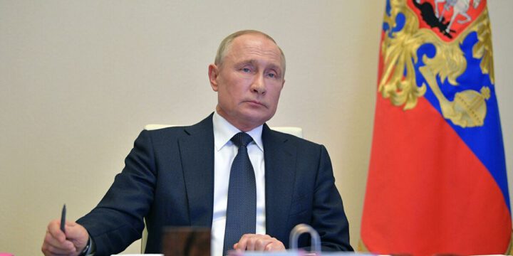 Vladimir Putin Rusiya-Ukrayna danışıqlarında müsbət addımların müşahidə olunduğunu deyib