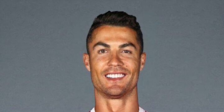 Ronaldu “Mançester Yunayted”lə ikillik müqavilə imzalayıb