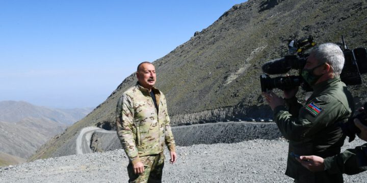 Prezident İlham Əliyev: Şərqi Zəngəzurun hərtərəfli inkişafı üçün avtomobil yolları xüsusi əhəmiyyət daşıyır