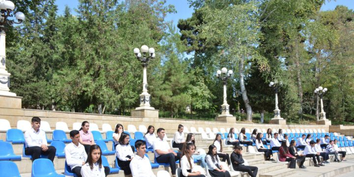 Şamaxıda yüksək bal toplamış abituriyentlərlə görüş keçirilib