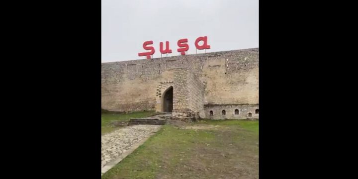 Şuşaya qar yağır