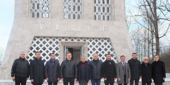 Kamran Əliyev və Şaban Yılmazın rəhbərlik etdiyi nümayəndə heyəti Şuşanın tarixi yerlərini ziyarət edib