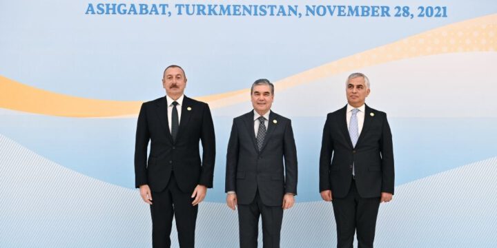 Prezident İlham Əliyev Aşqabadda İqtisadi Əməkdaşlıq Təşkilatının XV Zirvə toplantısında iştirak edir