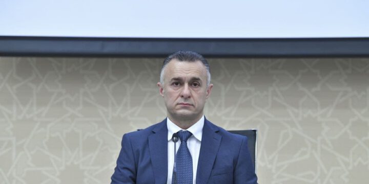 Nazir müavini: “Omikron” yayılsa, məhdudlaşdırıcı tədbirlərə əl atmalı olacağıq