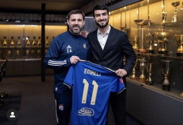 Mahir Emreli “Dinamo Zaqreb” klubuna transfer olub