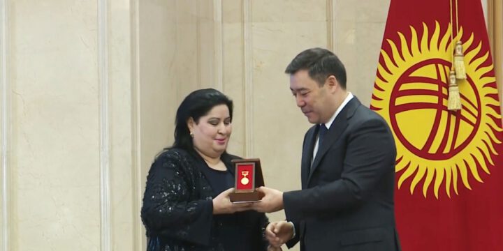 Soydaşımız Qırğızıstan prezidentinin fərmanı ilə “Əməkdar mədəniyyət İşçisi” fəxri adına layiq görülüb