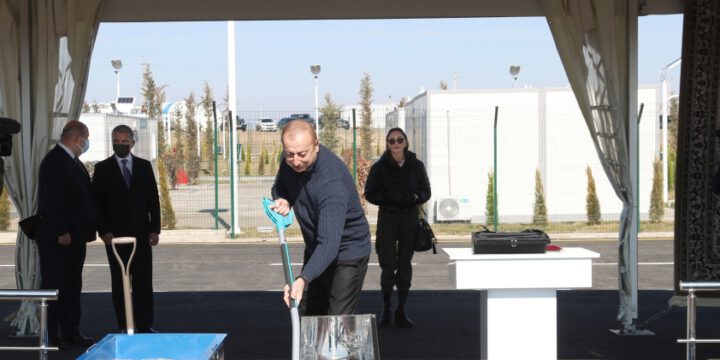 Prezident İlham Əliyev Ağdam Sənaye Parkında iki müəssisənin təməlini qoyub