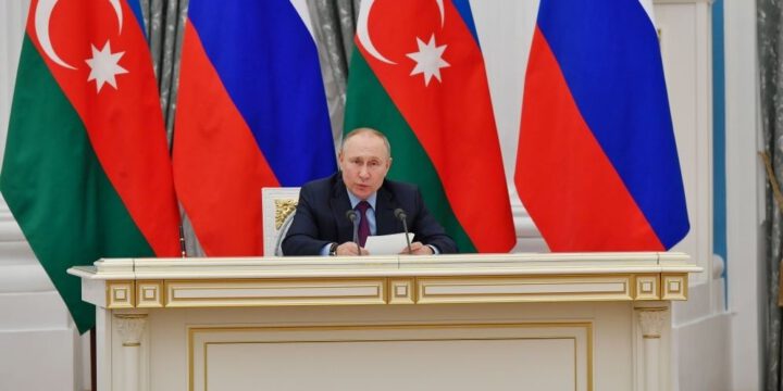 Vladimir Putin: Rusiya Ermənistanla Azərbaycan arasında mübahisələrin həllinə töhfə verməkdə davam edəcək