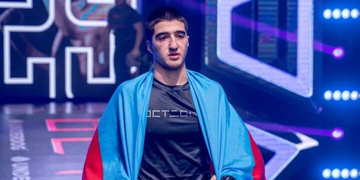 Azərbaycan döyüşçüsü Amil Mustafayev Qazaxıstanda qələbə qazanıb