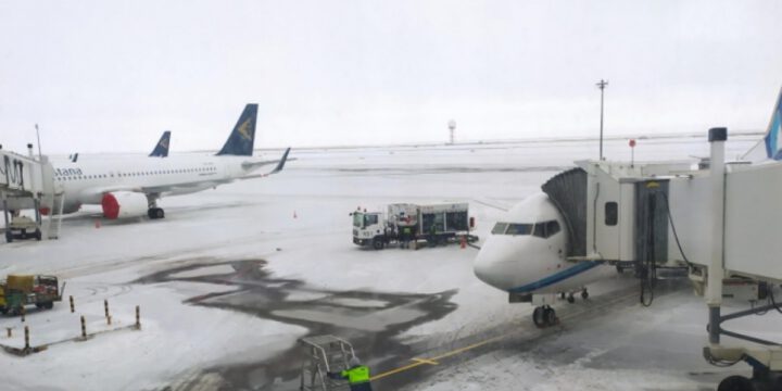 Qazaxıstanın paytaxtında hava şəraiti ilə əlaqədar beynəlxalq aeroport bağlanıb