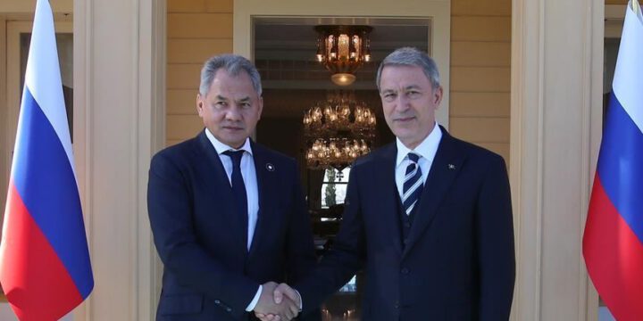 Sergey Şoyqu və Hulusi Akar arasında telefon danışığı olub