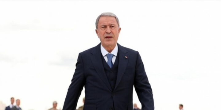 Hulusi Akar: Türkiyə sərhədlərində respublika tarixinin ən intensiv tədbirləri həyata keçirilir