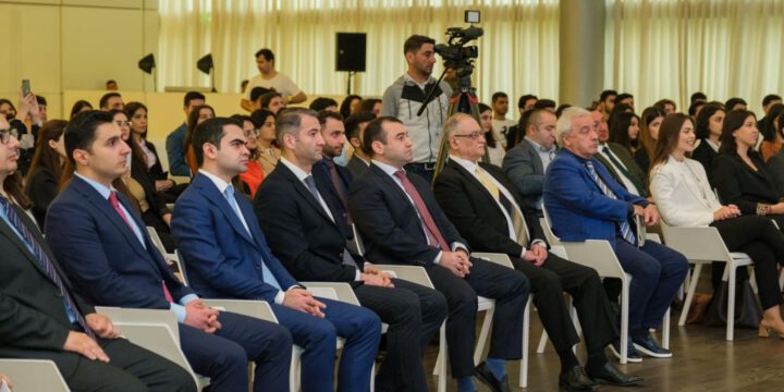 Heydər Əliyevin anadan olmasının 99-cu ildönümünə həsr edilmiş konfrans keçirilib