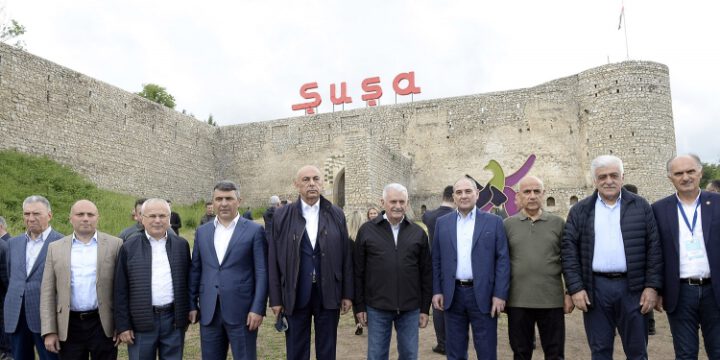 Şuşa Bəyannaməsinin birinci ildönümünə həsr olunan beynəlxalq konfransın nümayəndələri Şuşaya səfər ediblər