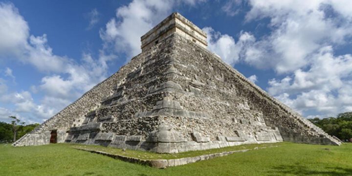 Meksikada qədim Mayya şəhərinin qalıqları tapılıb