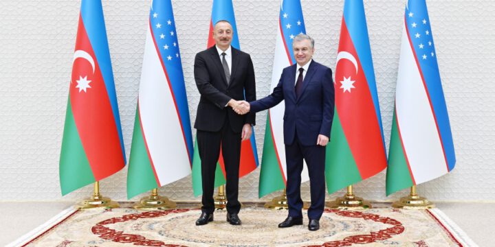 Azərbaycan Prezidenti İlham Əliyevin Özbəkistan Prezidenti Şavkat Mirziyoyev ilə məhdud tərkibdə görüşü olub