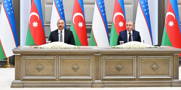 Azərbaycan və Özbəkistan prezidentləri mətbuata bəyanatlarla çıxış ediblər