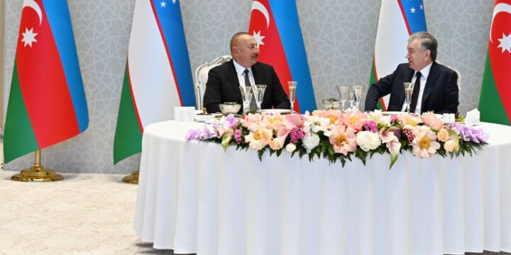 Prezident İlham Əliyevin şərəfinə rəsmi ziyafət verilib