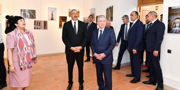 Prezident İlham Əliyev Xivə şəhərində “Nurullaboy” saray kompleksi ilə tanış olub