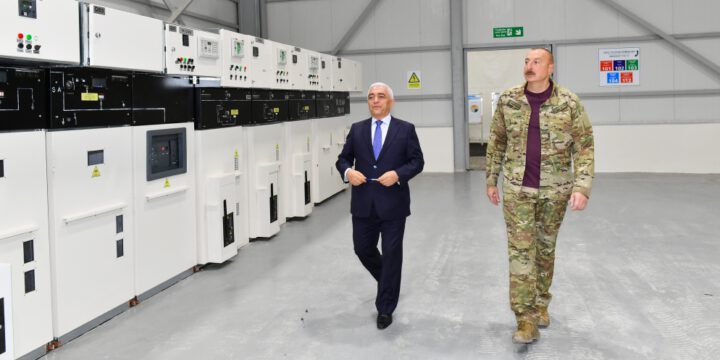 Prezident İlham Əliyev Kəlbəcərdə “Çıraq-1” Kiçik Su Elektrik Stansiyasında tikinti işlərinin gedişi ilə tanış olub