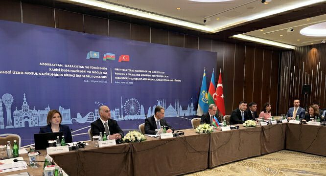 Azərbaycan-Türkiyə-Qazaxıstan xarici işlər və nəqliyyat nazirlərinin ilk üçtərəfli görüşü keçirilib