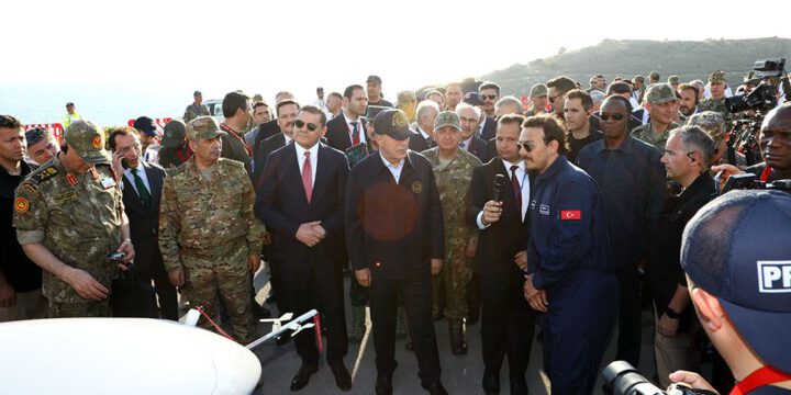 Zakir Həsənov Pakistan Birləşmiş Qərargah Rəisləri Komitəsinin sədri ilə görüşüb