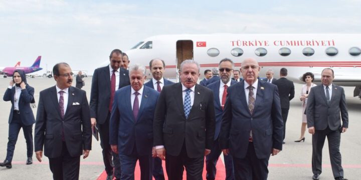 Türkiyə Böyük Millət Məclisinin sədri Azərbaycana səfərə gəlib