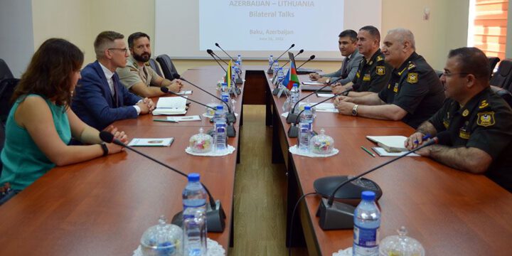 Azərbaycan ilə Litva arasında hərbi əməkdaşlıq məsələləri müzakirə olunub