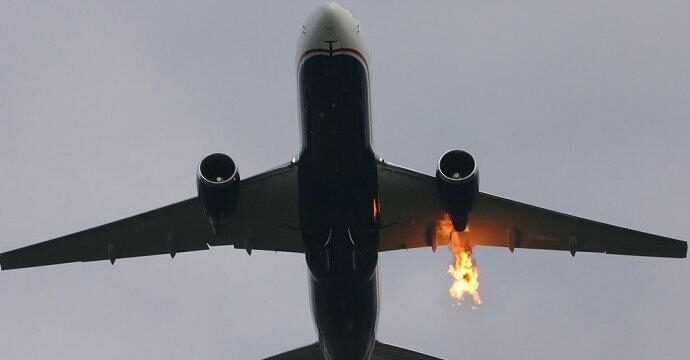 Rusiyada eniş zamanı sərnişin təyyarəsinin şassisi yanıb