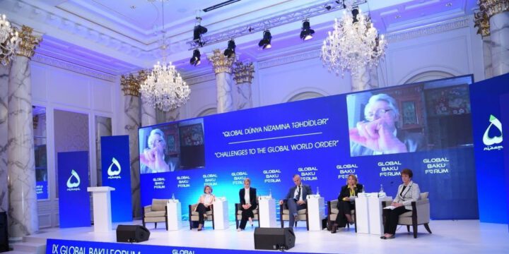 IX Qlobal Bakı Forumu çərçivəsində birinci panel iclası keçirilib
