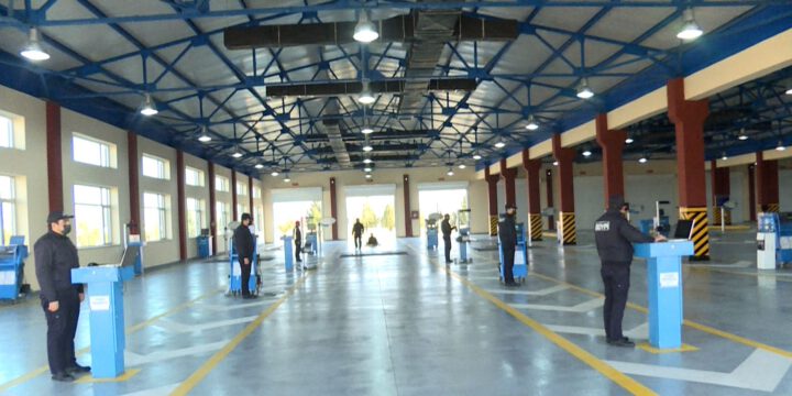 Yol polisi texniki baxışla bağlı sürücülərə müraciət edib