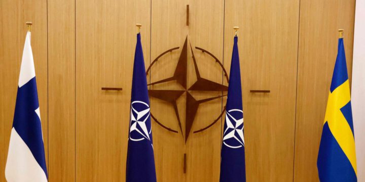 İsveç və Finlandiyanın NATO-ya üzvlüyü barədə protokollar imzalanıb