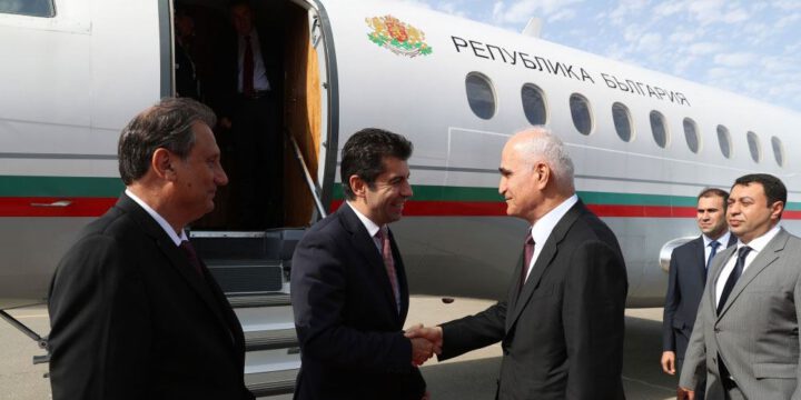 Bolqarıstanın Baş naziri Kiril Petkovun Azərbaycana səfəri başa çatıb