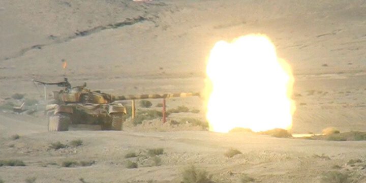 Azərbaycan Ordusunun tank heyətləri ilə döyüş hazırlığı məşğələləri keçirilib