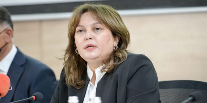 Umayra Tağıyeva: Bir il ərzində Kür çayında suyun səviyyəsi 45 faiz azalıb