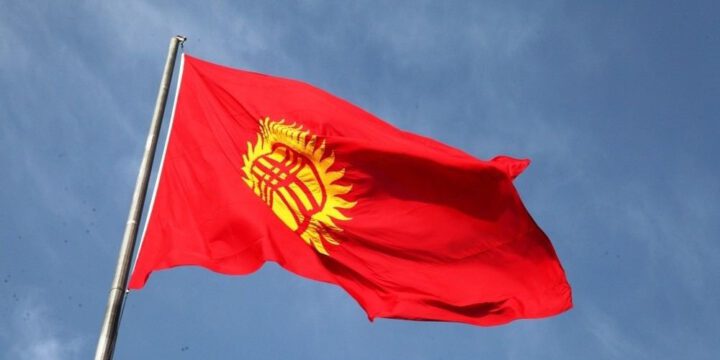 Qırğızıstan Müstəqillik Gününü qeyd edir