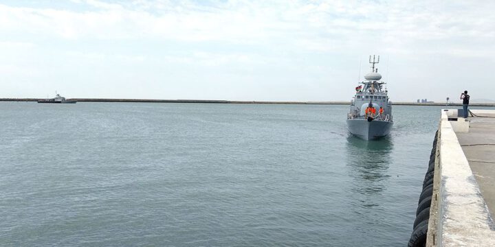 İranın hərbi gəmiləri Bakıya gəlib