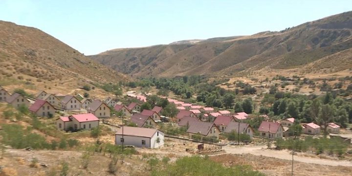 Laçın rayonunun Zabux kəndi