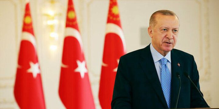 Rəcəb Tayyib Ərdoğan: Zəlzələdən zərər çəkən ailələrə 10 min lirə veriləcək