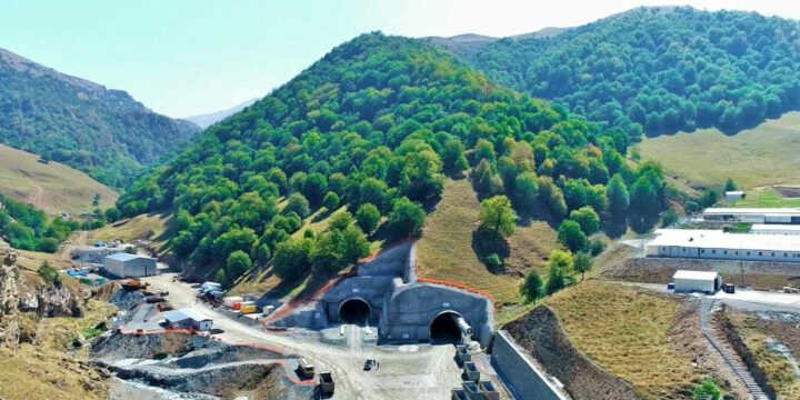 Toğanalı-Kəlbəcər-İstisu yolunun və Murovdağ tunelinin inşası davam etdirilir