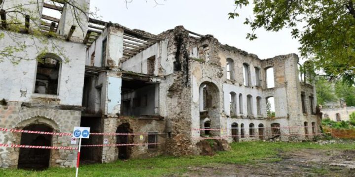 Şuşada Sadıqcanın yaşadığı evin bərpası üçün vəsait ayrılıb – Sərəncam