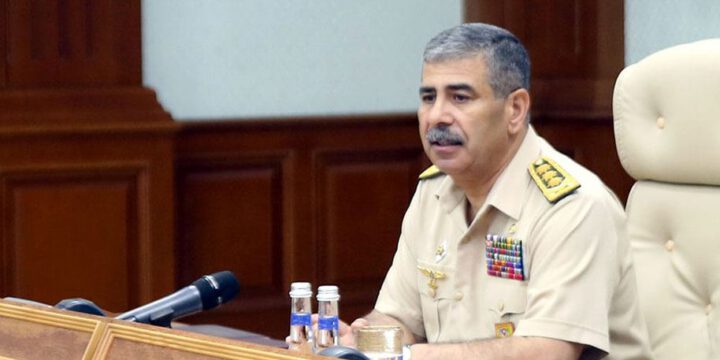 Müdafiə Nazirliyində xidməti müşavirə keçirilib