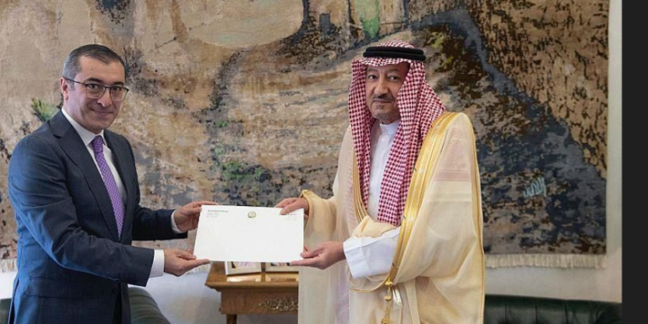 Prezident İlham Əliyevin Səudiyyə Ərəbistanının Kralına təbrik məktubu ölkənin XİN-ə təqdim edilib