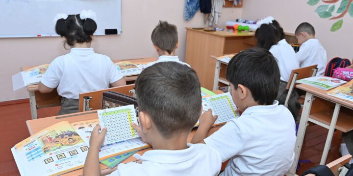Tədrisin digər dillərdə aparıldığı birinci siniflər üzrə müsahibəyə qeydiyyat yekunlaşır