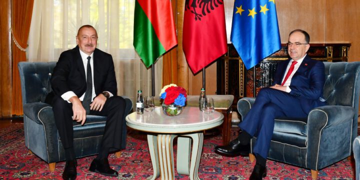 Azərbaycan Prezidenti İlham Əliyevin Albaniya Prezidenti Bayram Beqay ilə təkbətək görüşü olub